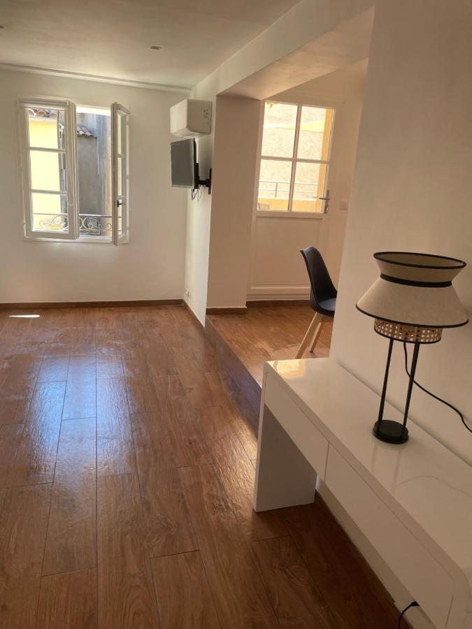 Saint-Tropez Centre - Grand Studio Avec Terrasse מראה חיצוני תמונה